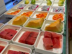 -涨巢·潮玩水疗局