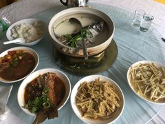-天乐农家鱼头王(天目湖店)