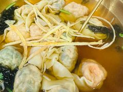 -荣记歡喜·馄饨铺(开发区振华购物中心店)