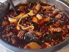 -晓彭肥肠鸡·泡椒鸡火锅(水木天地店)