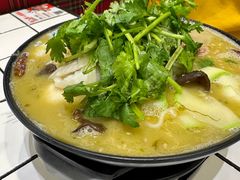 -肥汁米蘭香港米线(长宁来福士店)