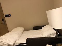-黄河美华酒店(兰州高铁西站七里河黄河大桥店)