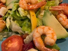 柠檬汁拌扒鲜虾牛油果沙拉-G+KITCHEN(龙湖狮山天街店)