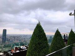 -FLAIR顶层餐厅酒吧(浦东丽思卡尔顿酒店)