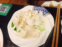 -百年川椒重庆老火锅(光谷店)