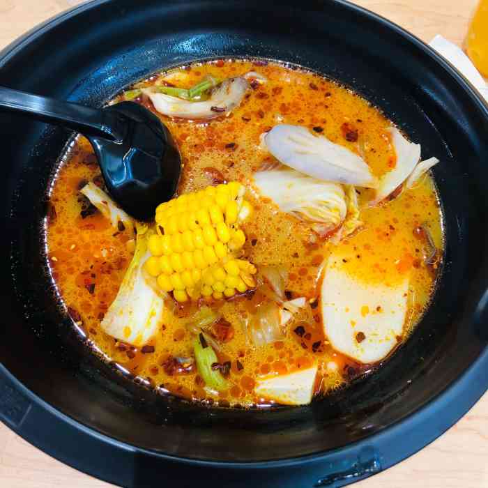 王小厨麻辣香锅(中海环宇城店)-"中午顺路过来吃饭,因为已经吃过另外