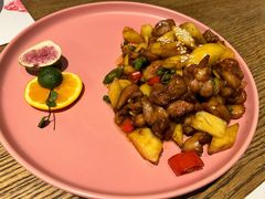凤梨鸡腿肉-甜阿姨·天台花园私房菜(万松园店)