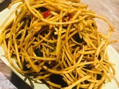 馓子拌皮蛋-巴厘龙虾·榜首油焖大虾(青山店)