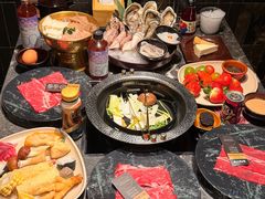-牛YO寿喜烧·铁板烧和牛火锅自助(市府恒隆店)