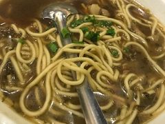 -春天里·老街坊餐厅(港隆广场店)