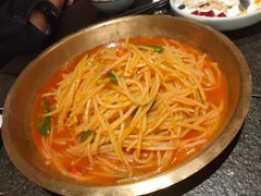 酸辣土豆丝-丝路金桃·新疆菜(徐汇店)