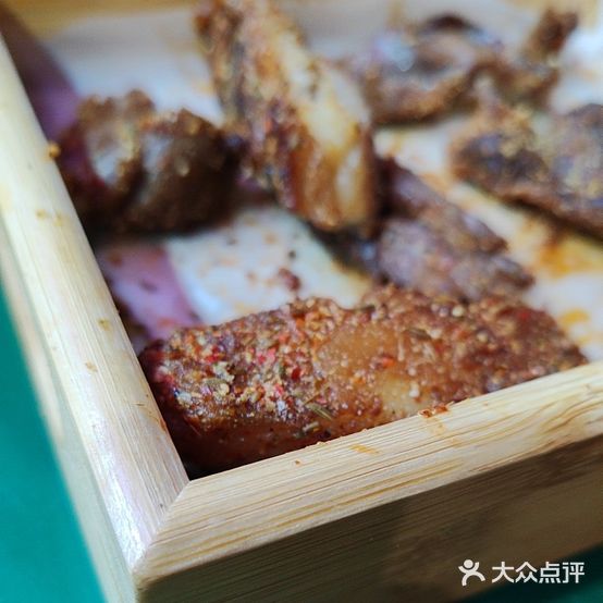 忐强够活永烧烤(东影南路店)