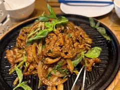 罗勒叶抄手切羊肉-小大董·烤鸭(王府井apm店)