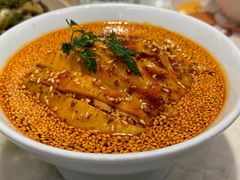 -孔雀云贵川·融合菜(长宁来福士店)