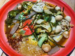 -老街称盘麻辣烫(真武路店)