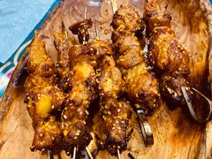 -乡村馕坑肉·烧烤·新疆菜·本地人更爱吃(阿勒泰首店)