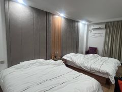 -鑫雅居公寓(广州南站地铁站店)