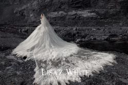 点击看大图 -Renee芮亦婚纱