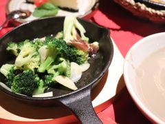 西班牙火腿炒西兰花-Macarena 玛卡莲娜西班牙餐厅