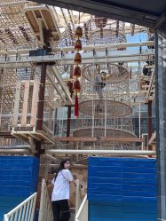 -PIPIKINGDOM皮皮王国欢乐号(欢乐海岸购物中心店)