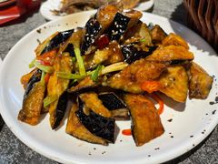 风味茄子-华盛园卷子王农家菜水库鱼