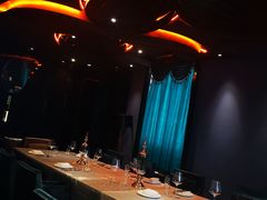 -YUE·6·西式融合餐厅(外滩六号店)