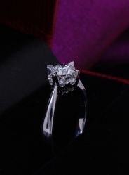 321-威德钻石-克拉钻大本营(南京东路店)