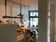 大堂-MAISON门前杂货店
