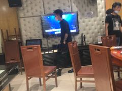 -蓝尊量贩(黄河路店)