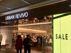 -URBAN REVIVO(大信新都汇店)
