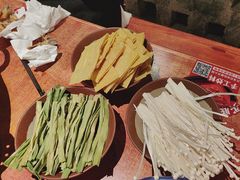 -周小明火锅(黑金冠社区店)