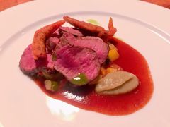 新西兰羊里脊-非常时髦餐厅VUE Restaurant(外滩茂悦大酒店)