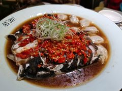 剁椒鱼头-慕湘精致湖南菜(水贝店)
