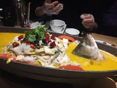 -吴越荣记苏州菜·松鼠桂鱼100%活鱼现做(斜塘老街店)