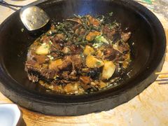 -村外人家柴火炖，大锅炖，铁锅炖