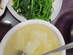 萝卜汤-扒骨肉雅鱼饭店(三雅文化传承店)
