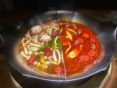 -湊湊火锅·茶憩(杭州湖滨银泰in77店)