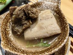 -顶顶汤火牛排火锅·经典铜锅涮肉