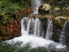 -湖洞水自然风景区