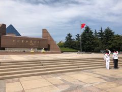 -上海市龙华烈士陵园