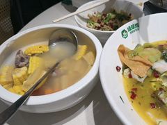 -绿草地·湘菜(7mall店)