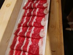 -毛辣果·贵州红酸汤牛肉火锅(西单店)