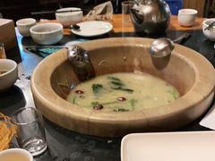 -抚仙湖生态石锅鱼野生菌(告庄店)