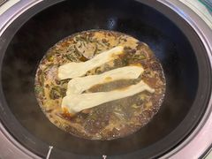 -人民公社铁锅炖·东北菜(卫国道店)