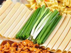 小姨子打包菜-闯关东东北农家菜(崂山石老人店)