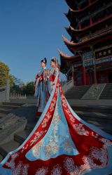 -角色婚纱摄影(中心店)