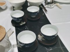 -红鼎豆捞·非遗鲍皇汤火锅(宝丰路店)