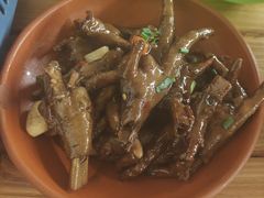 -霄汉牛三鲜湖北砂锅菜(万松园2店)