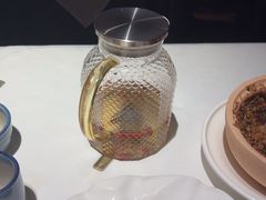 -八府香鸭·啫啫煲(华山路店)