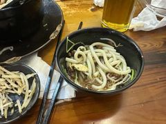 -丽虹云南过桥米线(兴工街店)